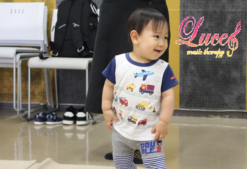 姫路駅前リトミックレッスン！0歳児赤ちゃんのお友達も笑顔いっぱい！0歳乳幼児リトミック教室